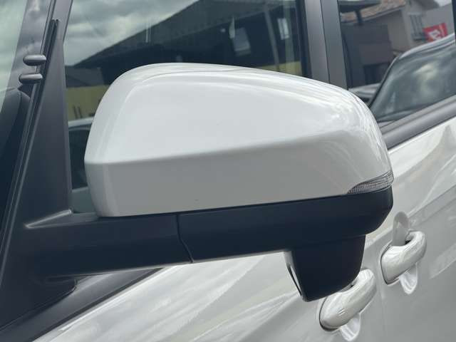 Toyota Noah — фото 8