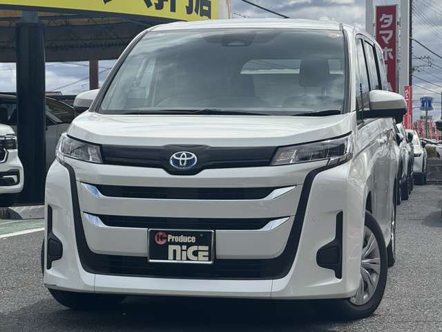 Toyota Noah — фото 10