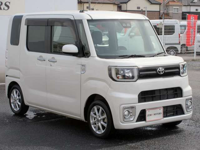 Toyota Pixis Mega — фото 6