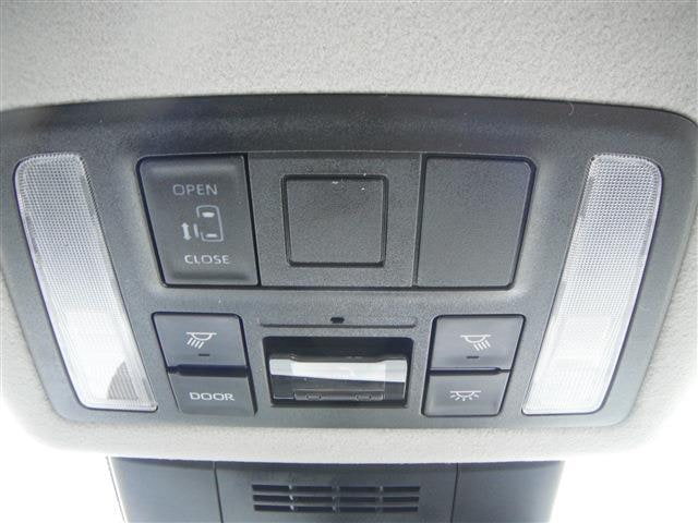 Toyota Noah — фото 7