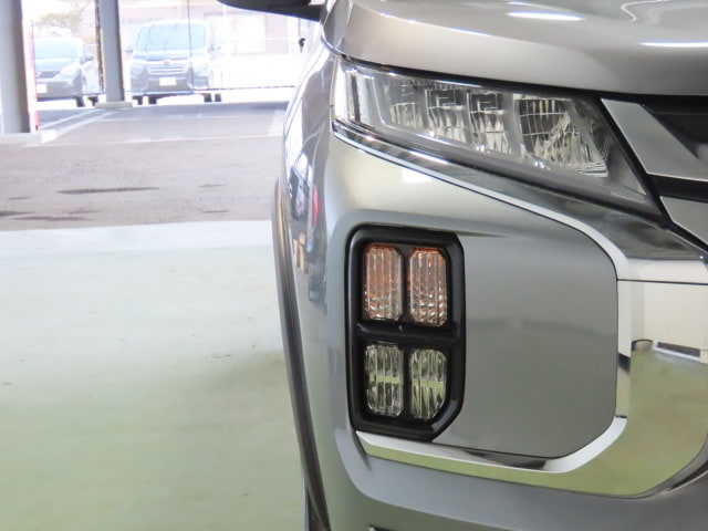 Mitsubishi RVR — фото 6