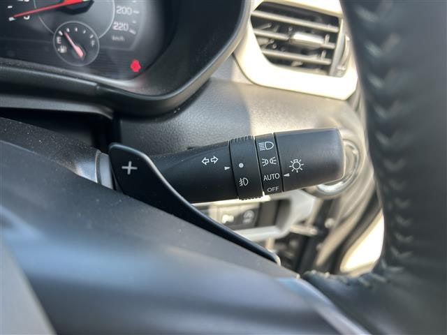 Suzuki Swift — фото 6
