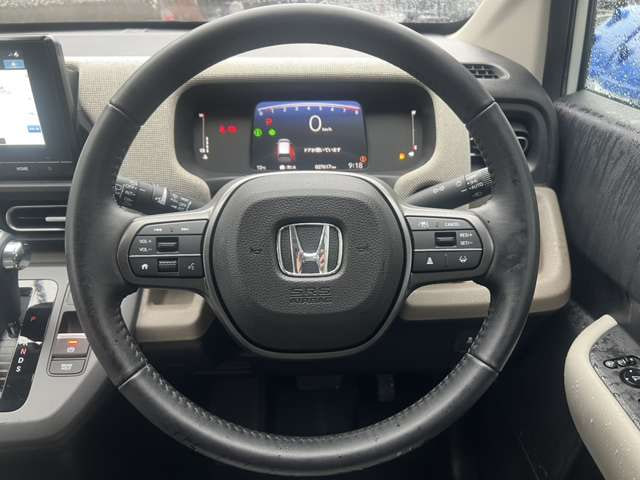 Honda Freed — фото 9