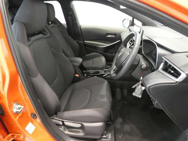 Toyota Corolla Sport — фото 11