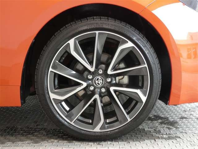Toyota Corolla Sport — фото 15