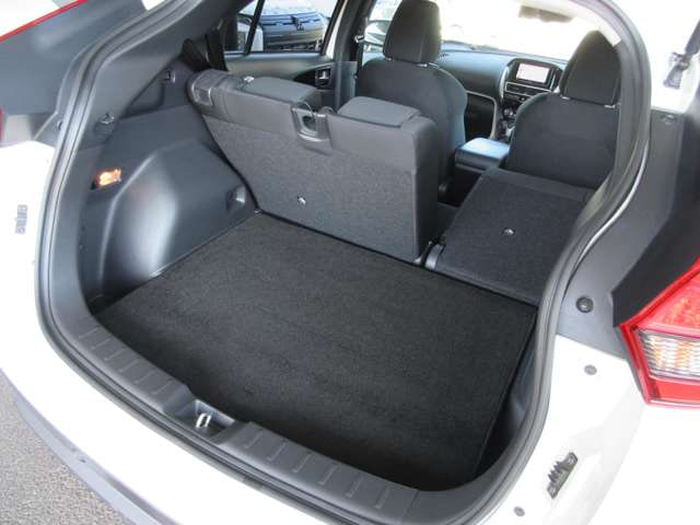 Mitsubishi Eclipse Cross — фото 10