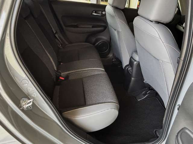 Honda FIT — фото 9