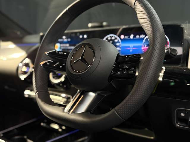 Mercedes Benz GLA Class — фото 6