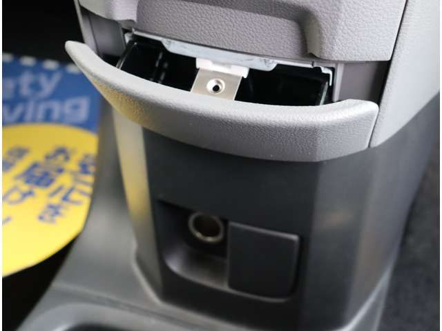 Nissan NV200 Vanette VAN — фото 14
