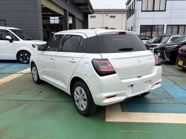 Suzuki Swift — фото 6