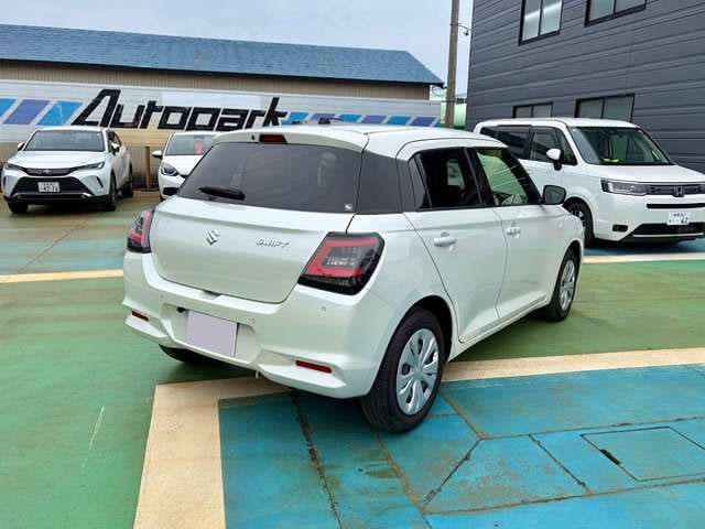 Suzuki Swift — фото 7