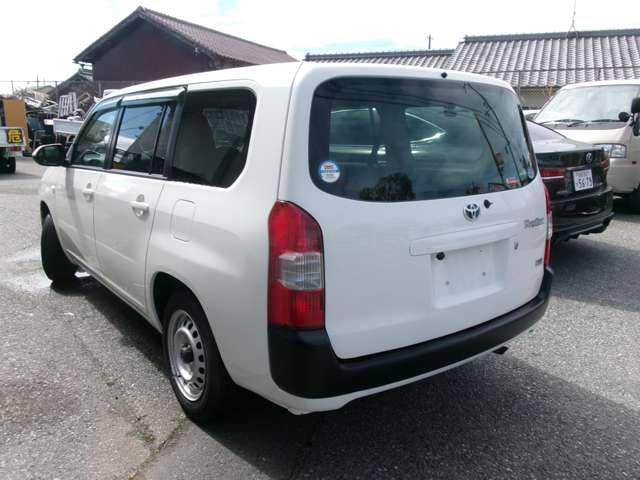 Toyota Probox VAN — фото 6