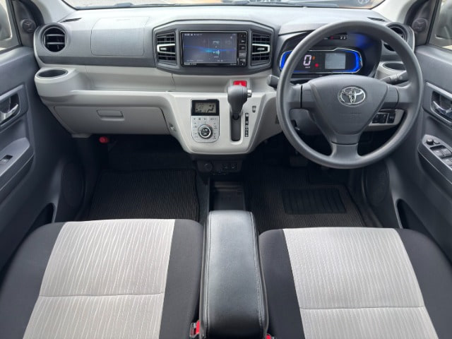 Toyota Pixis Epoch — фото 4