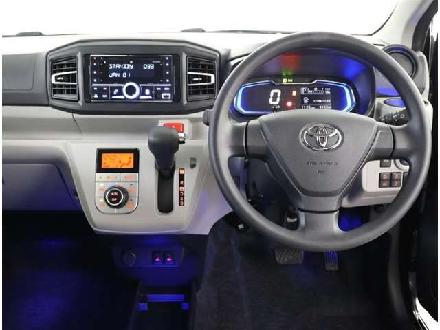 Toyota Pixis Epoch — фото 4