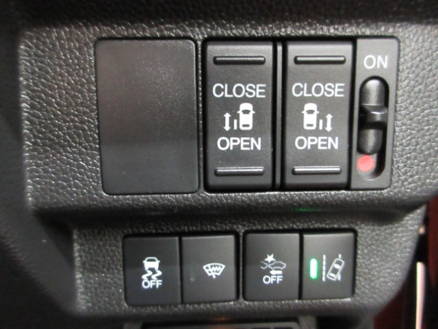 Honda Freed Plus — фото 9