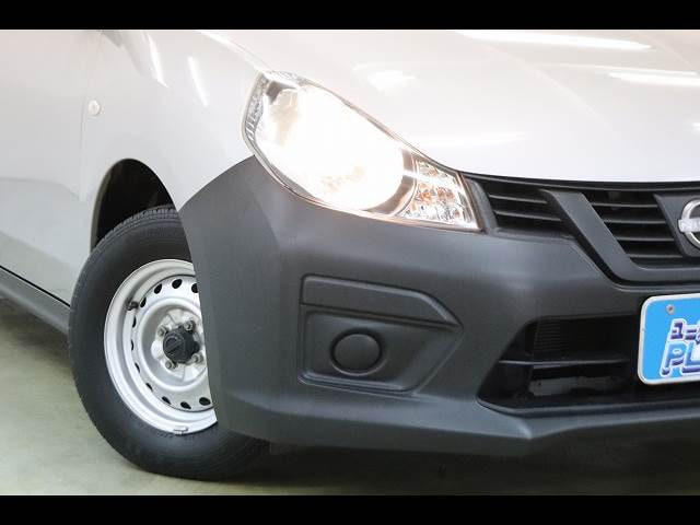 Nissan AD — фото 11