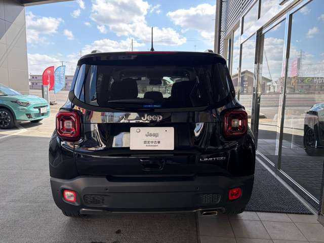 Jeep Renegade — фото 5