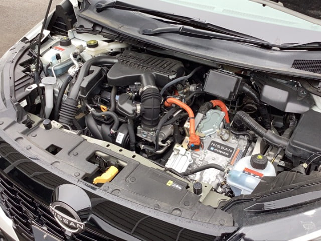 Nissan Noteaura — фото 4