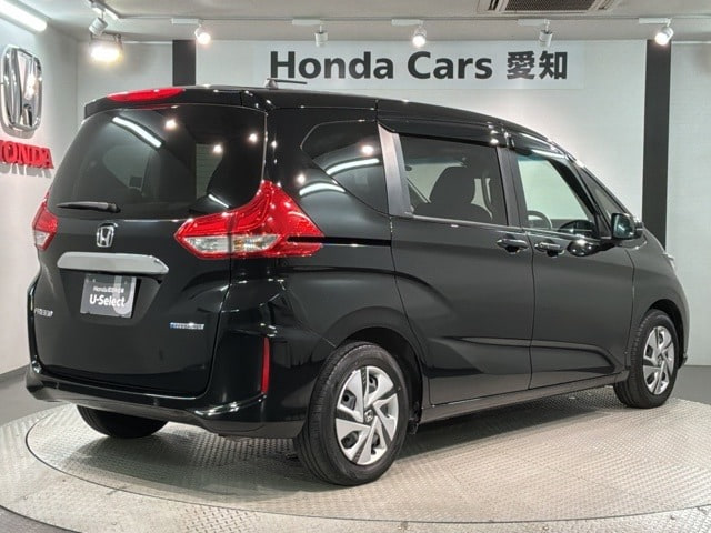Honda Freed — фото 8