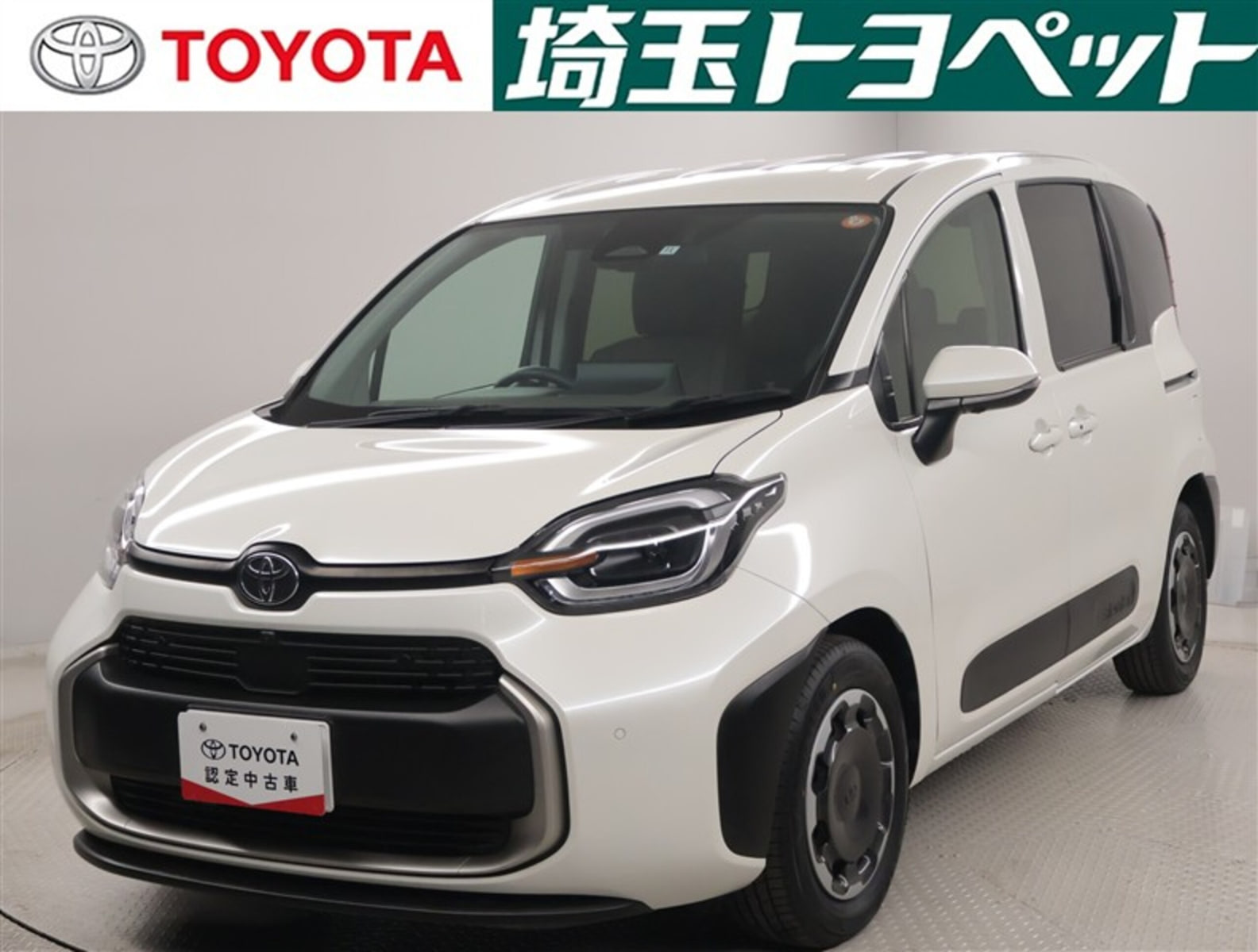 Toyota Sienta — фото 13
