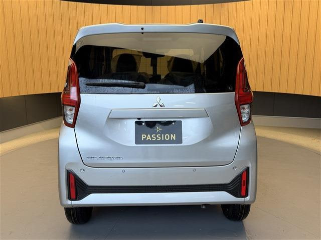 Mitsubishi EK Wagon — фото 7