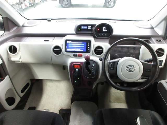 Toyota Porte — фото 8