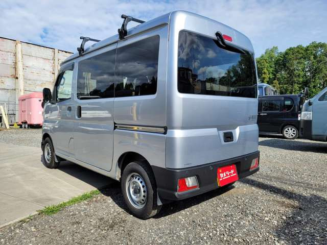 Daihatsu Hijet Cargo — фото 6