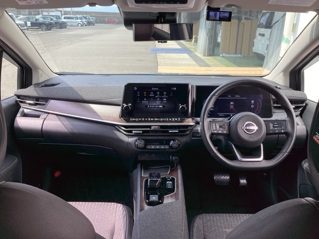 Nissan Noteaura — фото 2