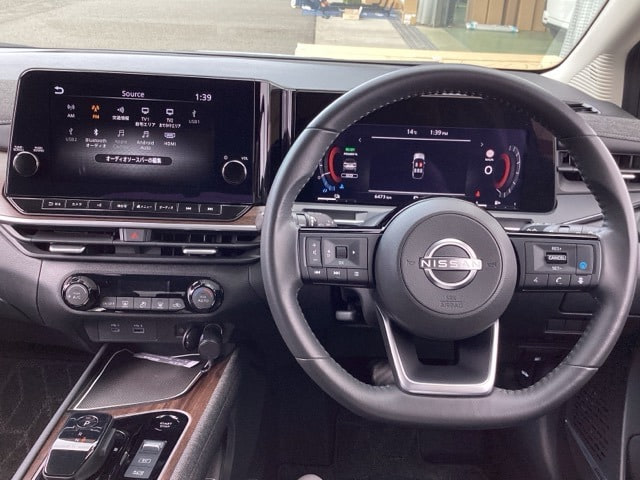 Nissan Noteaura — фото 3
