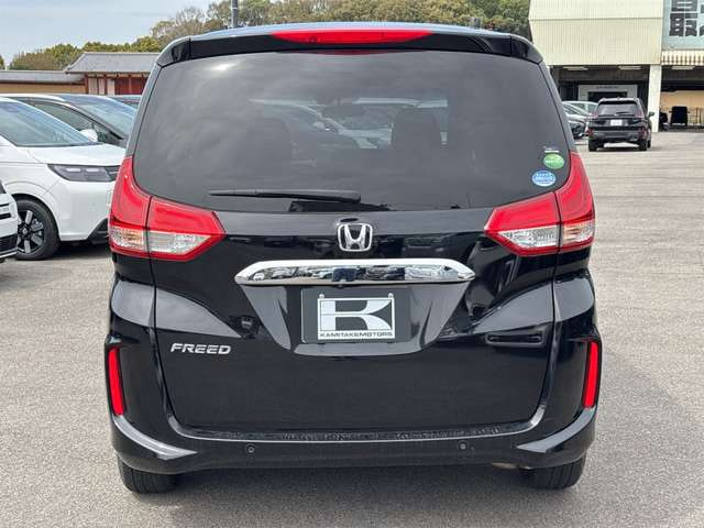 Honda Freed — фото 7