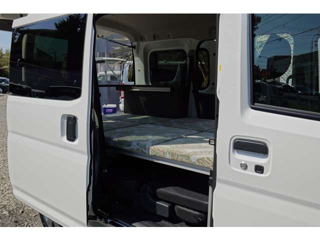 Toyota Pixis VAN — фото 10