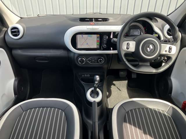 Renault Twingo — фото 3