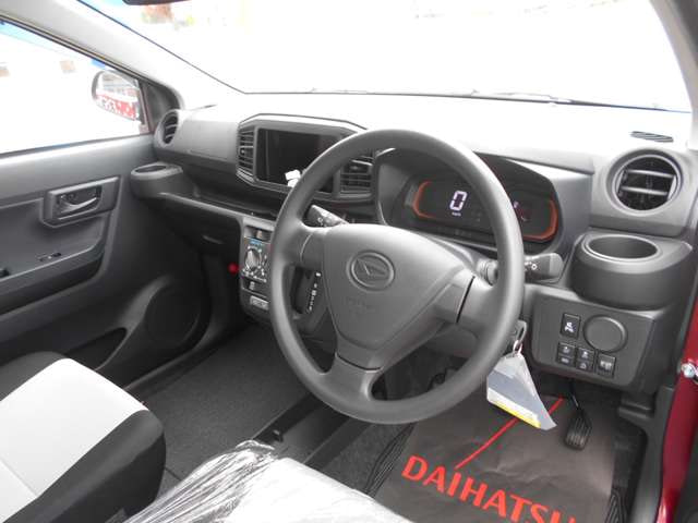 Daihatsu Mira E S — фото 3
