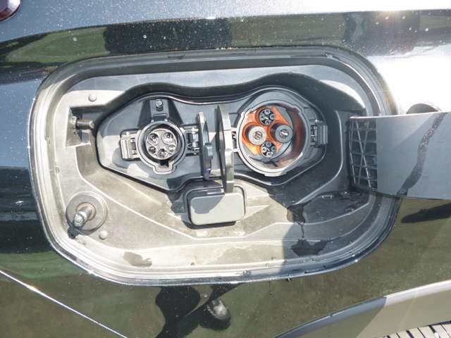 Mitsubishi Outlander — фото 10