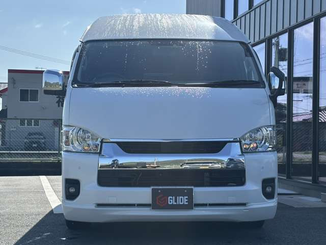 Toyota Hiace Commuter — фото 8