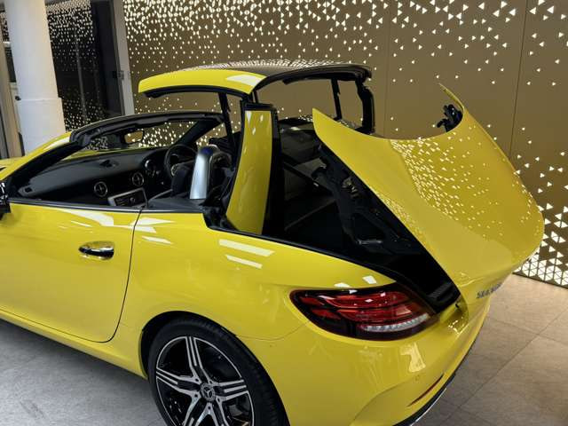 Mercedes Benz SLC — фото 10