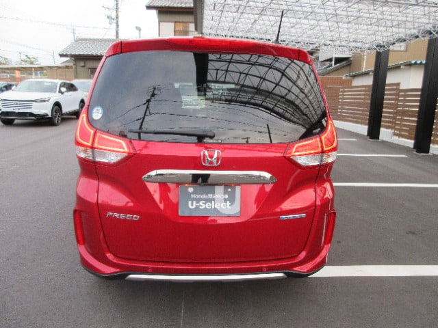 Honda Freed — фото 6