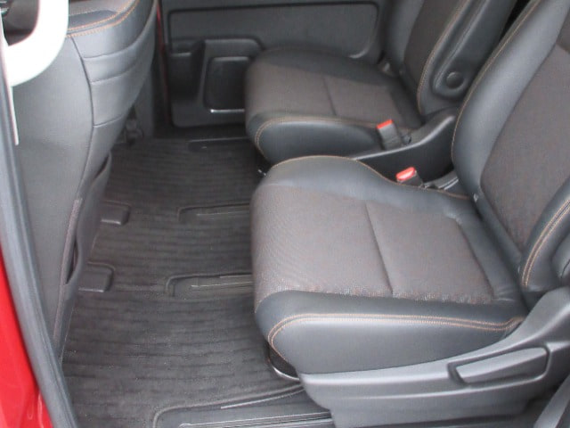 Honda Freed — фото 7