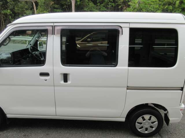 Toyota Pixis VAN — фото 3
