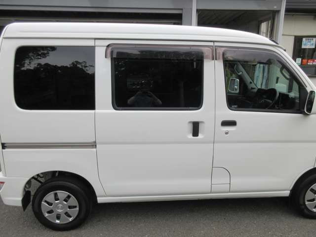 Toyota Pixis VAN — фото 7