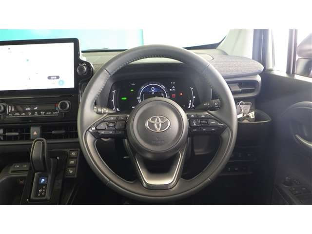 Toyota Sienta — фото 6