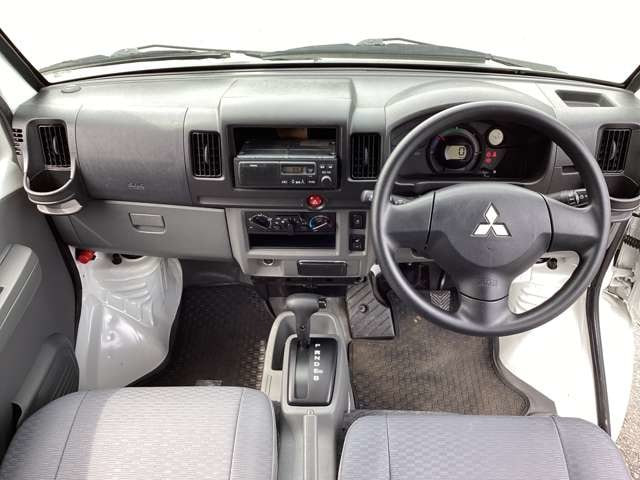 Mitsubishi Minicab Miev — фото 3