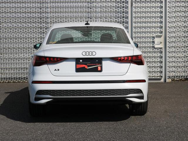 Audi A3 Sedan — фото 5