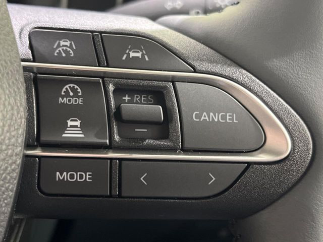 Toyota Voxy — фото 6