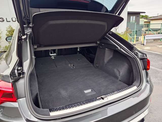 Audi Q3 Sportback — фото 10