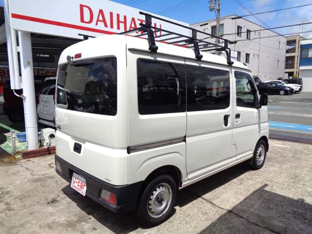 Toyota Pixis VAN — фото 6