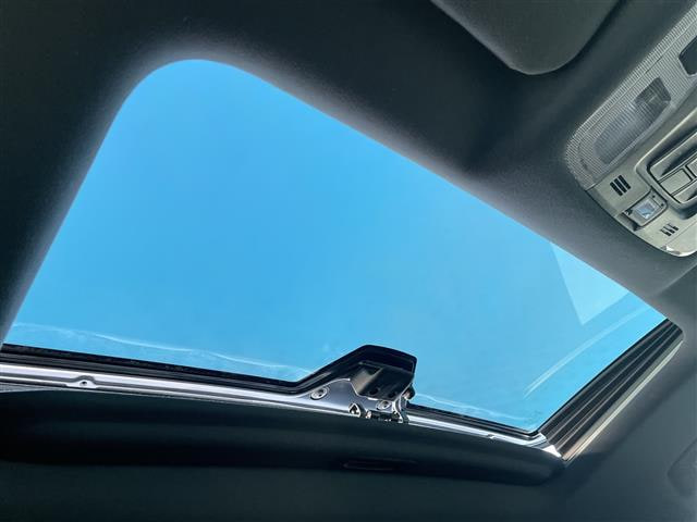 Toyota Alphard — фото 5