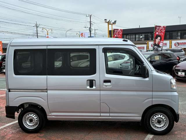 Toyota Pixis VAN — фото 8
