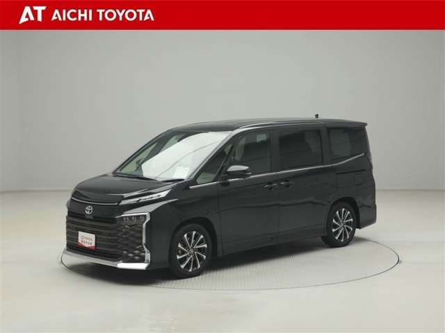 Toyota Voxy — фото 2