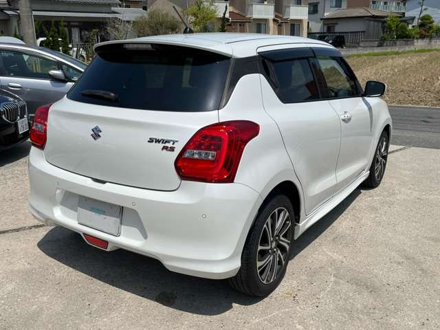Suzuki Swift — фото 5